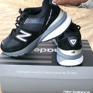 NWOT New Balance Running Shoes
